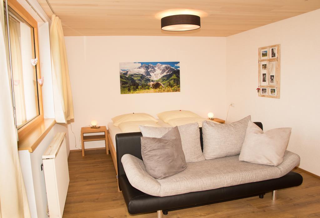 Haus Feurstein Apartment Хитизау Екстериор снимка